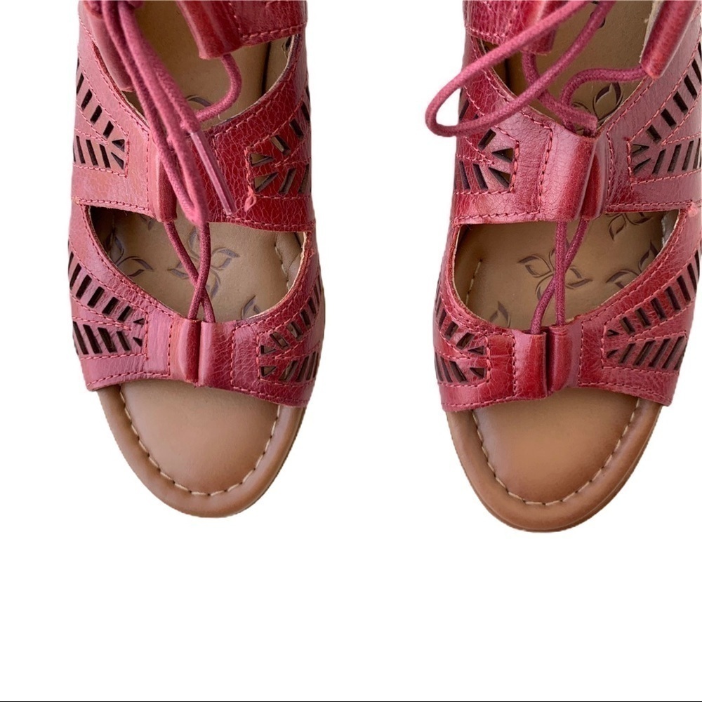 Comfortiva Riley Open Toe Red Leather Laser Cutout Detailed Boho Sandals Size 6 - Picture 6 of 16